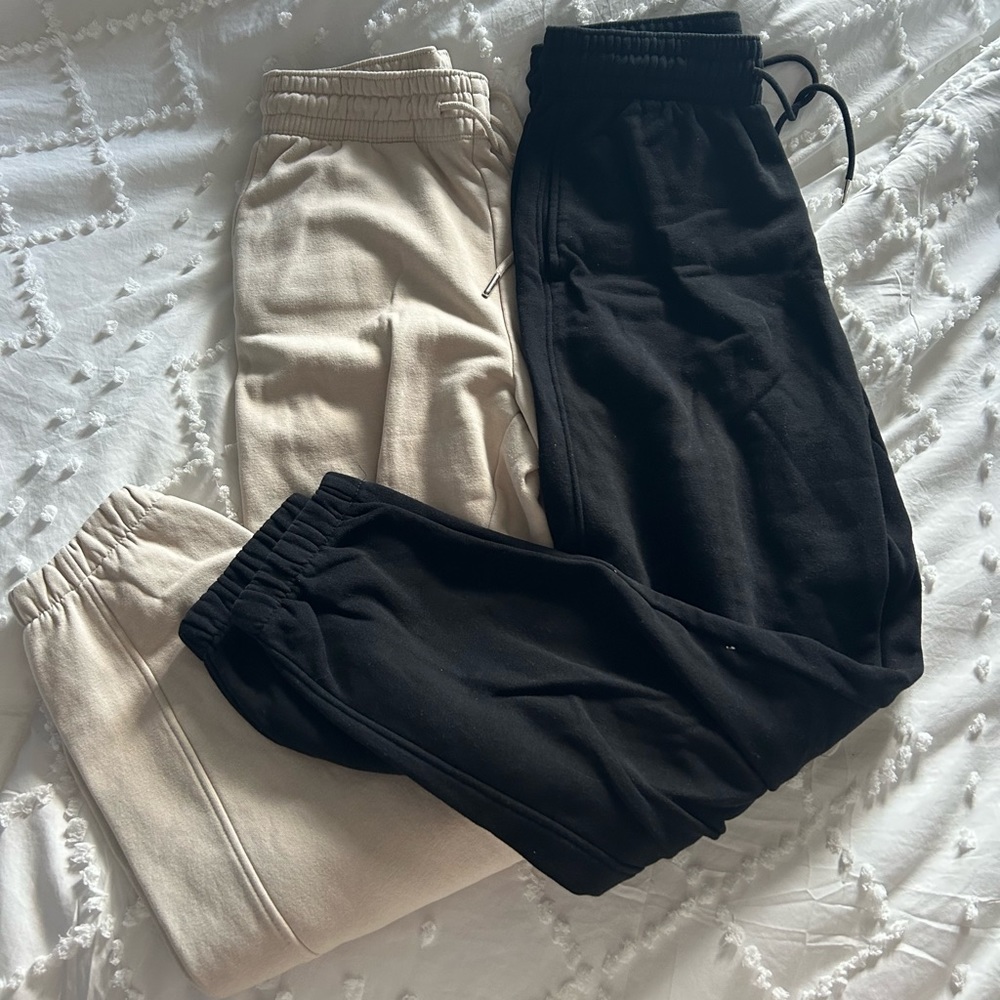 H&M black and tan joggers